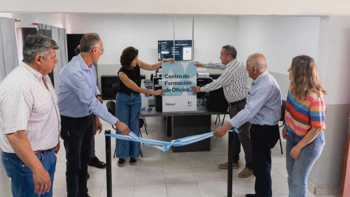 EDESA inauguró un nuevo Centro de Formación de Oficios en Joaquín V. González