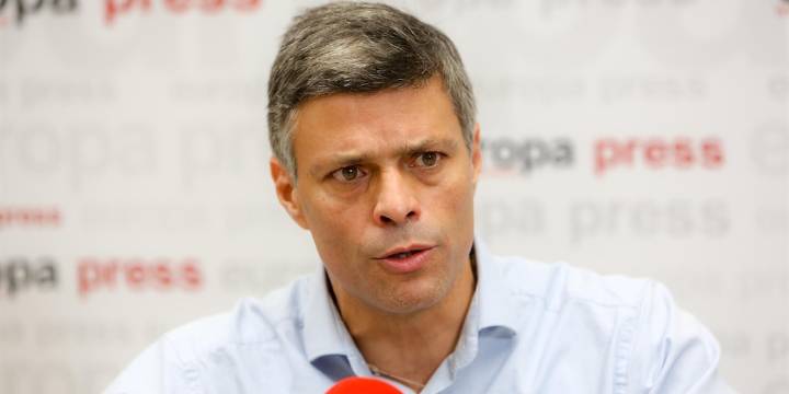 Persecución en Venezuela: el régimen de Maduro le retiró el pasaporte a Leopoldo López y amenazó con despojarlo de su nacionalidad