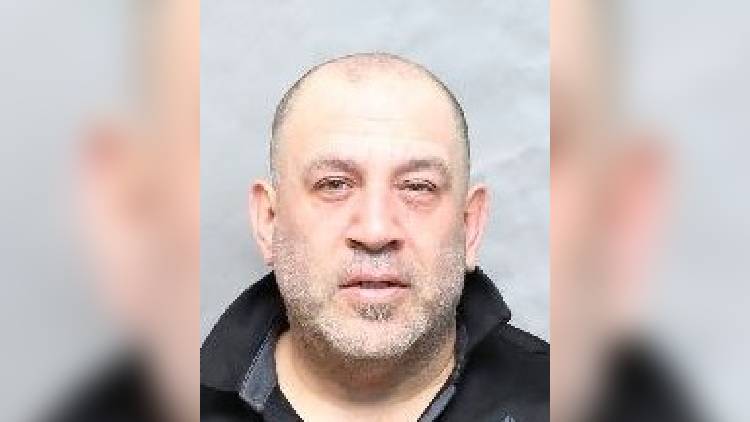 Toronto man wanted for allegedly assaulting victim multiple times over 9