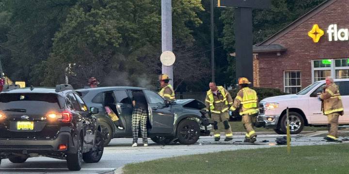 Car rolls over after three-car crash on Cleveland and Grape Road