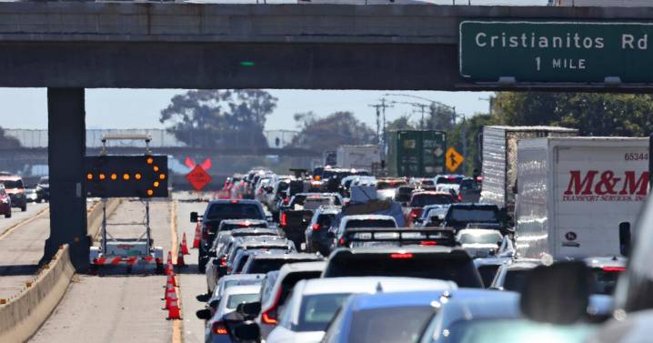 Interstate 5 closure fuels anger and gridlock: 'There was no coordination'