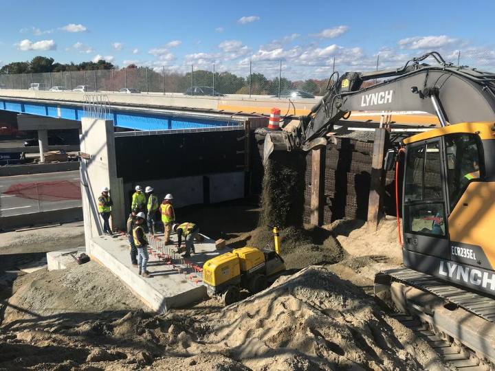 RIDOT reopens section of 95 in Warwick after bridge work