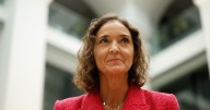 Maroto se refiere a Almeida como un «terraplanista del aborto» y lo critica por fomentar la natalidad