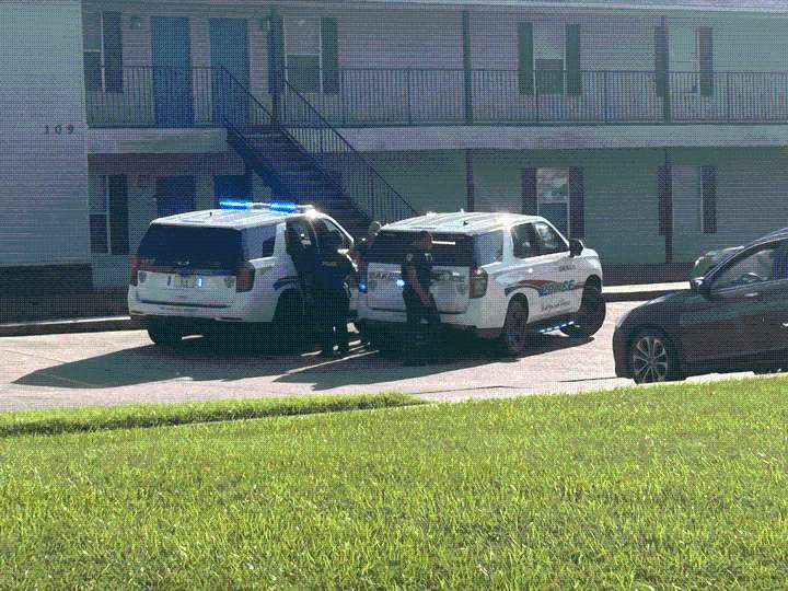 Baker police investigate shooting that injured two minors