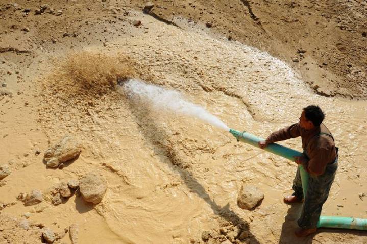 Explainer-How China’s new rare earth export controls work