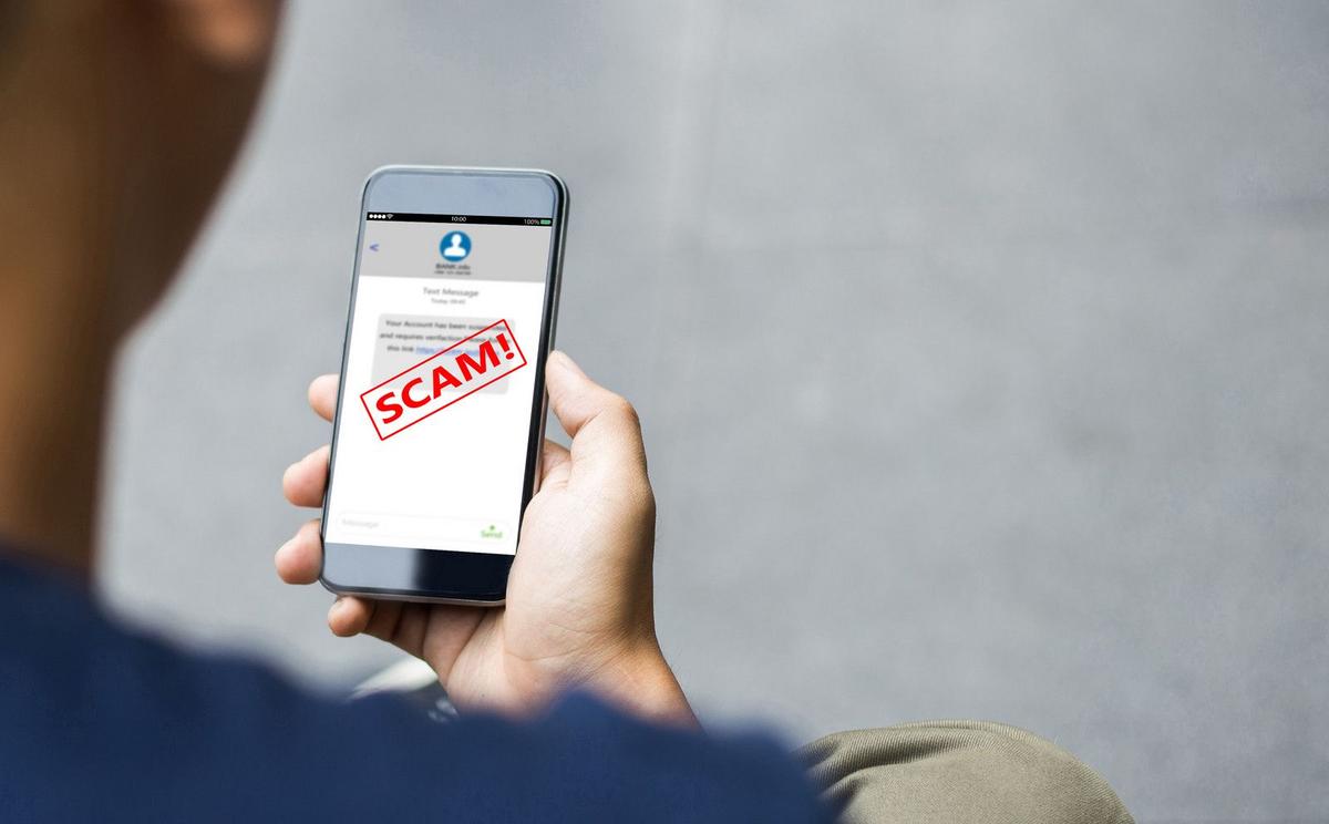Illinois Taxpayers are Being Warned of a New Refund Text Scam