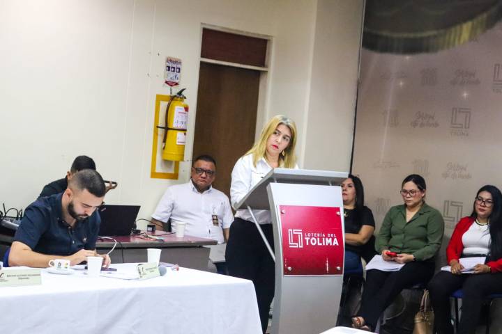 Gobierno del Tolima presenta, a la Asamblea, proyecto para alivios a propietarios de vehículos.