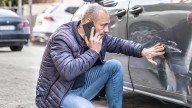 Parece magia: el producto de menos de 10 euros que elimina los arañazos del coche como un profesional