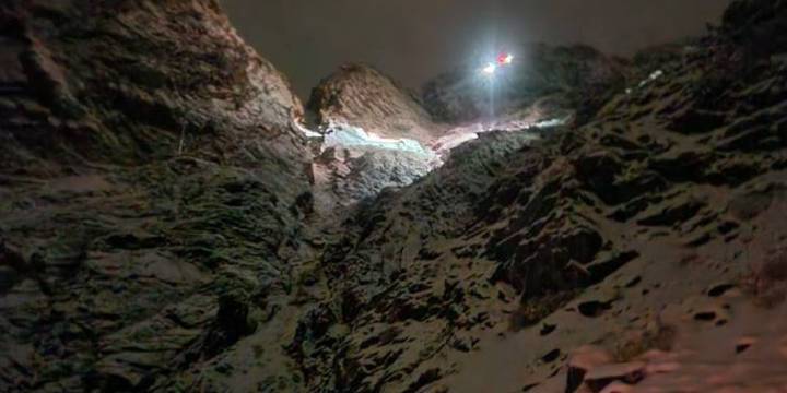 Hiker rescued after being stranded for hours on Utah cliff during snowstorm