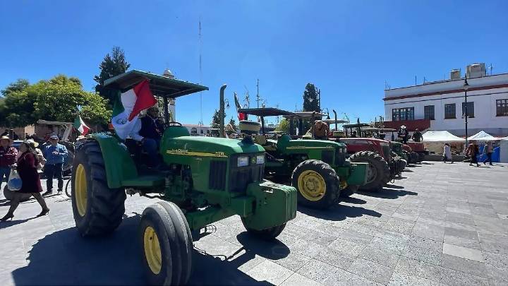 Agricultores mexiquenses se suman al paro nacional del campo