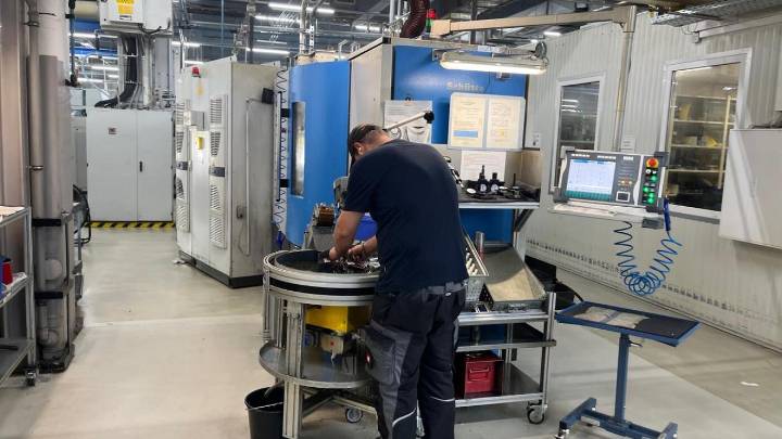 Some German manufacturers switch from auto parts to military weapons : State of the World from NPR : NPR