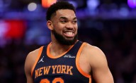 Is Karl-Anthony Towns playing tonight for Knicks vs Cavaliers in 2025