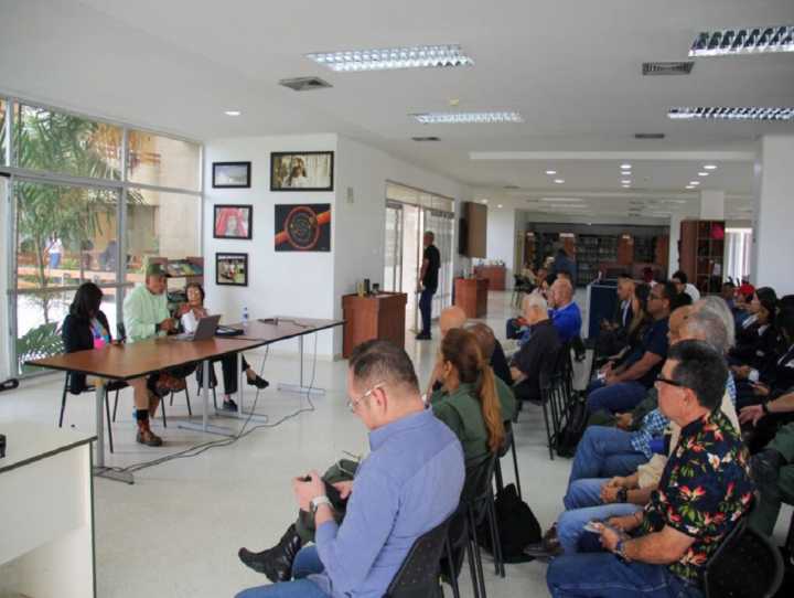 Ciberfascismo y cómo enfrentarlo fue tema de discusión en Filven Zulia