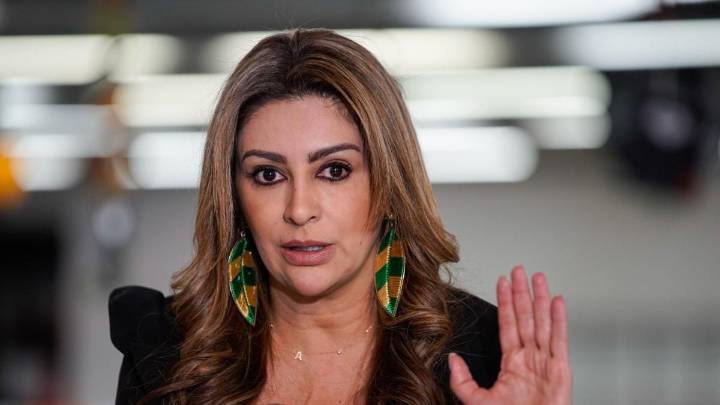 Gobernadora del Tolima denuncia que en algunos municipios se votó hasta dos horas después de cerradas las urnas en consulta del Pacto Histórico