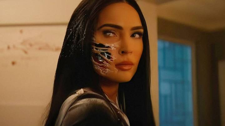 Megan Fox Voicing Toy Chica in Five Nights at Freddy's 2