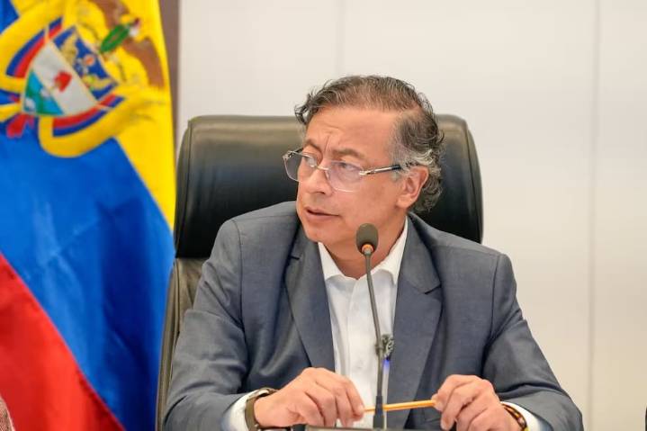 Consejo de Estado pone límites a las alocuciones presidenciales: Petro vulneró derecho de información