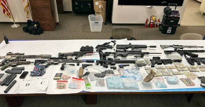 Alamosa Police conducts multiple search warrants, seizing guns, drugs and cash