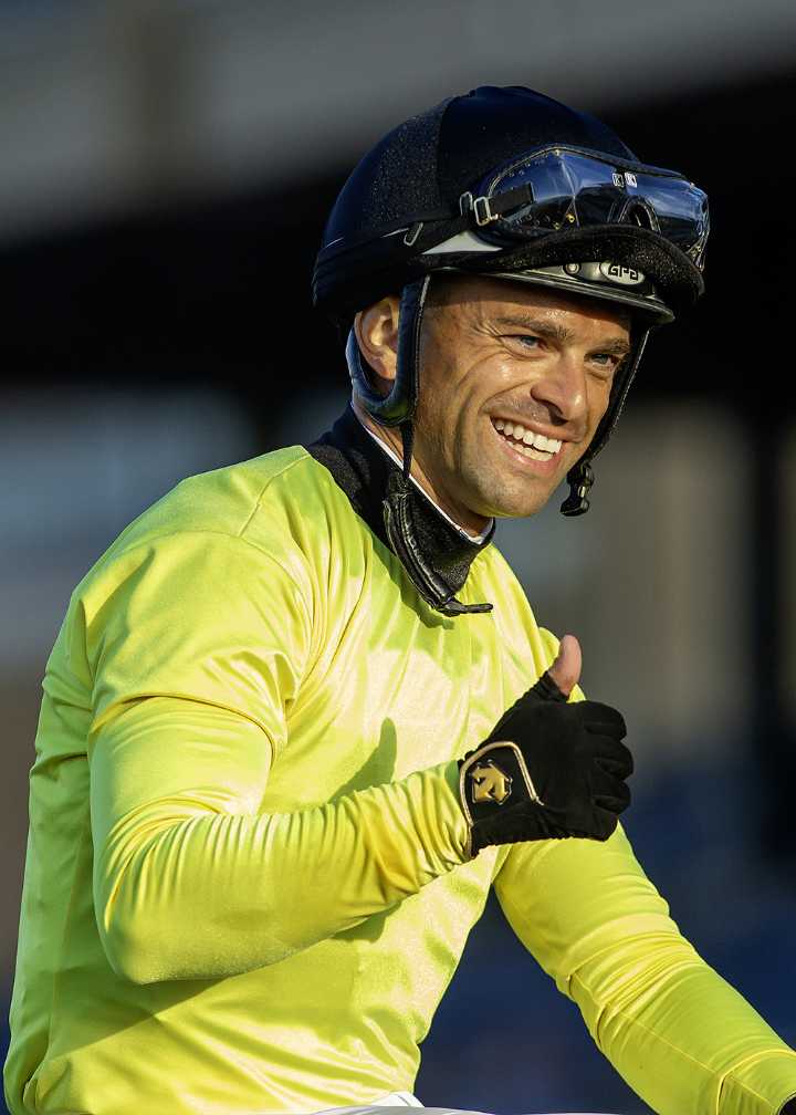 Sneaker, Umberto Rispoli a good fit at Santa Anita