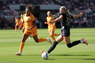 Deadspin | Angel City sneak toward playoffs with shutout of Dash