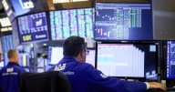 Wall Street ‘se emociona’ en espera de reportes de tecnológicas; BMV sube 1.51%