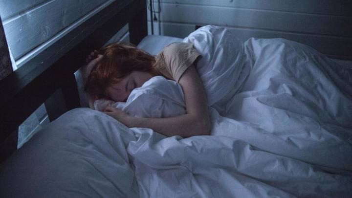 Fecha del cambio de hora: ¿Se duerme una hora más o una hora menos?