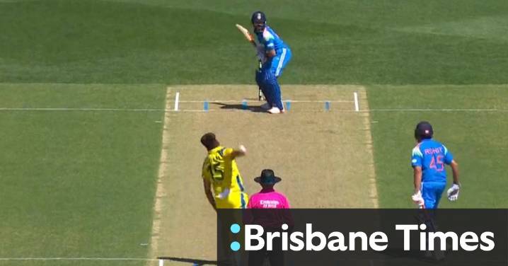 Bartlett traps Kohli for a duck