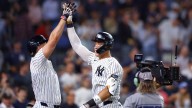 Which MLB teams have won back-to-back World Series titles?