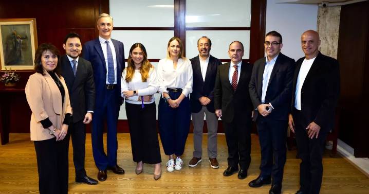 La oposición suspendió su 'cumbre' para concentrarse en discusión del presupuesto