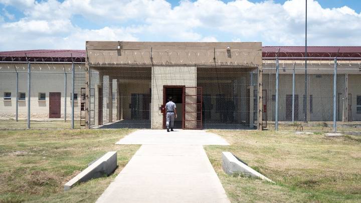 Cárcel federal de Coronda: más de 300 presos alojados a menos de un año de su inauguración