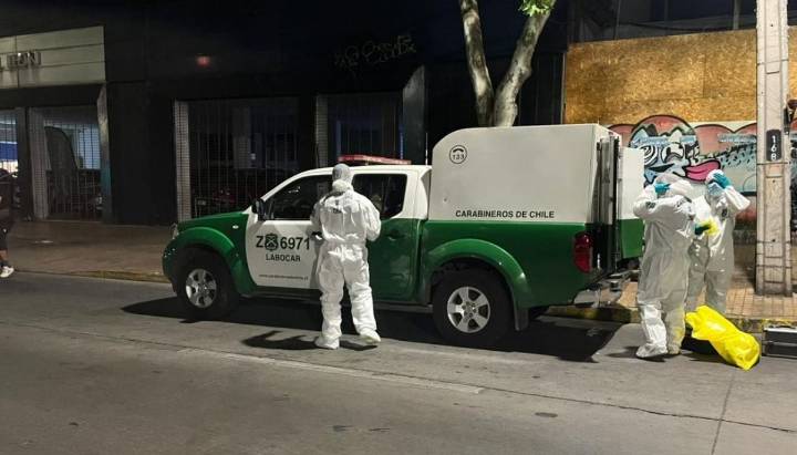 Hombre fue secuestrado en un carro de comida rápida en Santiago: lo amenazaron con armas y se lo llevaron