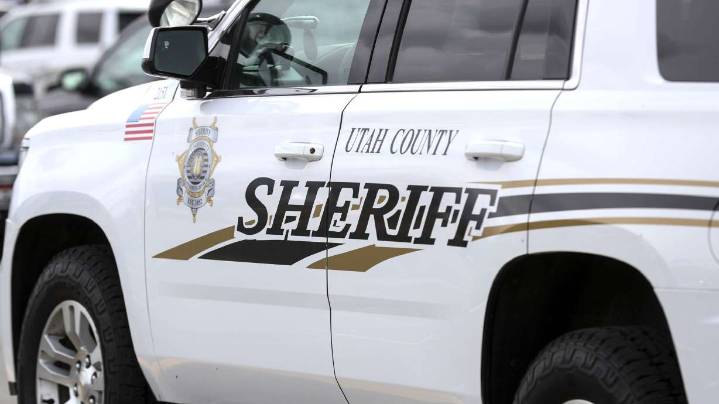 Nurse practitioner arrested, accused of enticing a minor