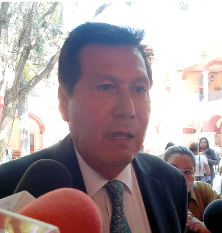 Minimiza Delgado Sam dañosen la Facultad de Derecho