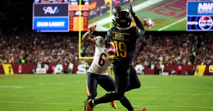 Monday Night Football: Commanders vs Bears 3rd Quarter
