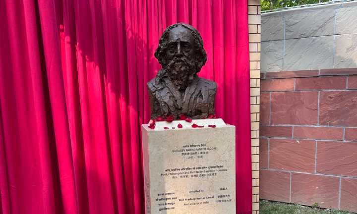 Rabindranath Tagore’s Bbust Unveiled at Indian Embassy in Beijing