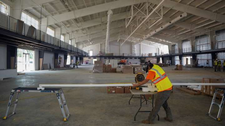 US ends auto-renewal of work permits for migrants, Indians to be impacted