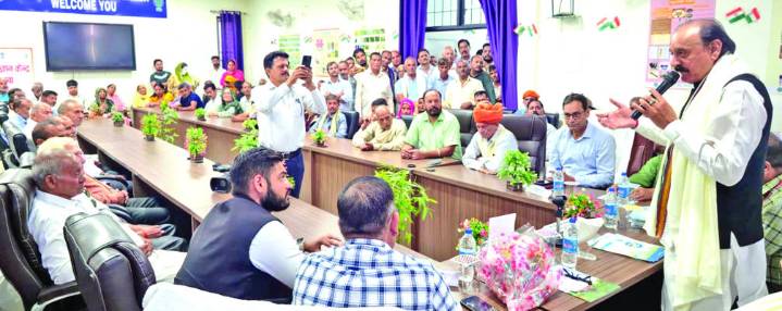 Slathia hails PM Modi’s Rs 42,000-Cr agriculture push, calls it game changer for farmers