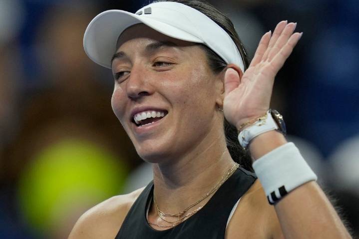 Pegula becomes 3rd American to reach China Open semifinals