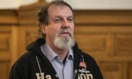 Condenan a 21 años de prisión al hombre que atentó contra el primer ministro eslovaco Fico