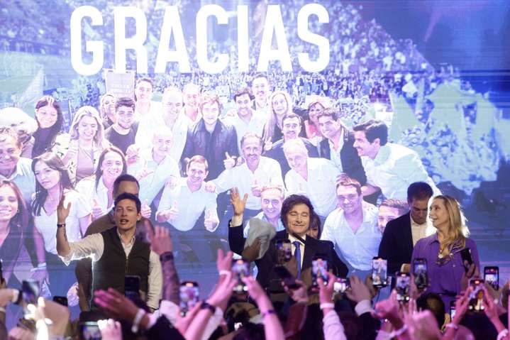 El partido de Milei gana las elecciones legislativas en Argentina