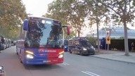 Así ha sido la llegada del Barcelona a Montjuic, para disputar el partido contra el PSG
