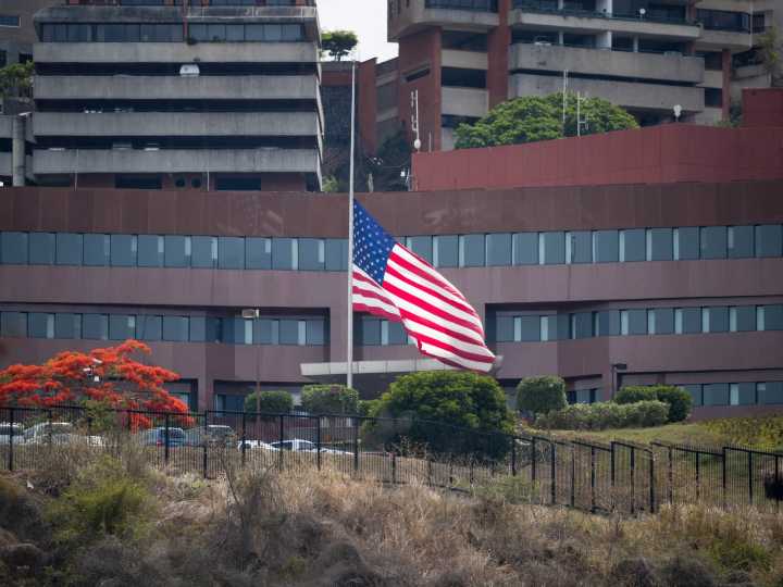 Venezuela advierte a Estados Unidos que su embajada en Caracas podría sufrir un atentado con "explosivos"