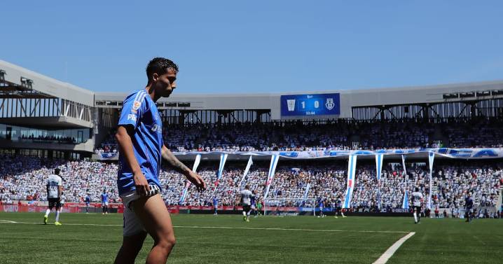 ¿Menciona a Assadi? Los detalles del informe del árbitro Juan Lara tras el polémico Clásico Universitario en el Claro Arena