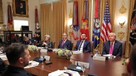 Trump pide a Zelenski buscar un acuerdo con Rusia para poner fin al conflicto