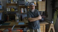 De la industria automotriz al taller de madera: la historia de un alemán en Puebla