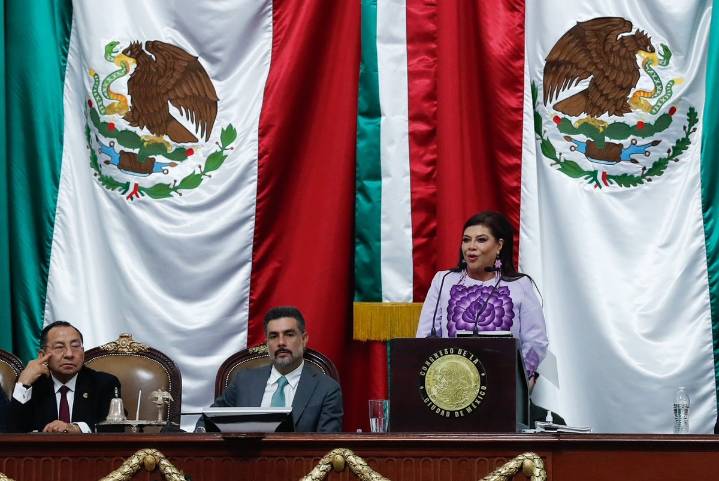 Ofrece Brugada diálogo con partidos; llama a construir una agenda común