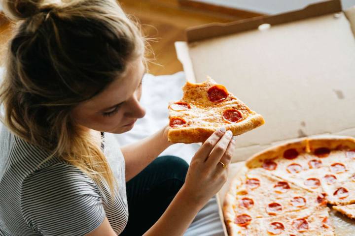 Woman Feels 'Guilty' About Eating Meat After Years of Being a Vegetarian