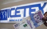 Usuarios del ICETEX exigen al Gobierno respaldo a reforma y alivios