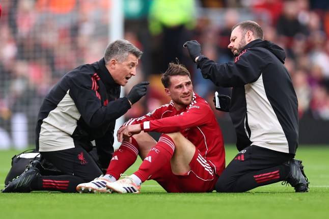 Premier League explain why referee didn’t stop for head injury before Man Utd goal vs Liverpool
