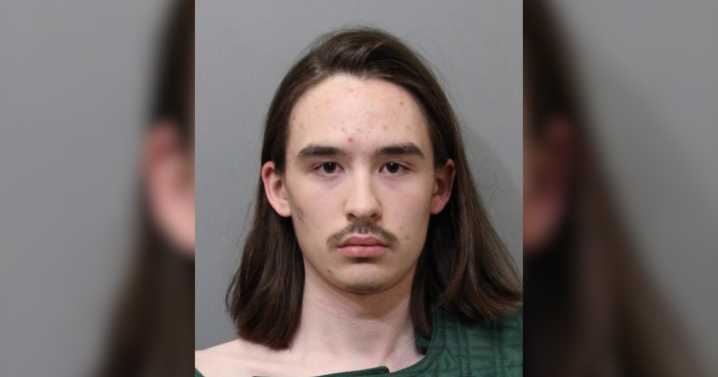 Idaho teen accused of trying to coordinate with ISIS changes his plea to guilty