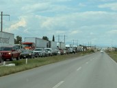 Transportistas paralizan la carretera Chihuahua–Juárez en protesta contra la inseguridad
